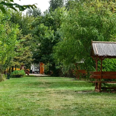 Penzion Antal-tavi Fogado Es Horgaszparadicsom *