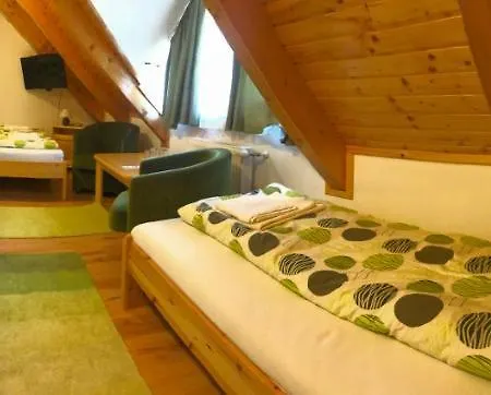 Antal-tavi Fogado Es Horgaszparadicsom Penzion *